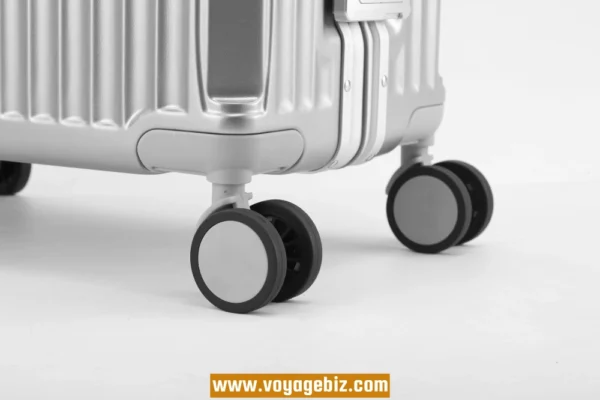 Wholesale&Custom  Aluminum Frame Trolley Suitcase ABS+PC | TSA Lock  | Charging Port & Phone Holder | Silent Wheels + Metal Corners | 20/24/26-inch Luggage  (4 Colors)PAHX2406 - Image 12
