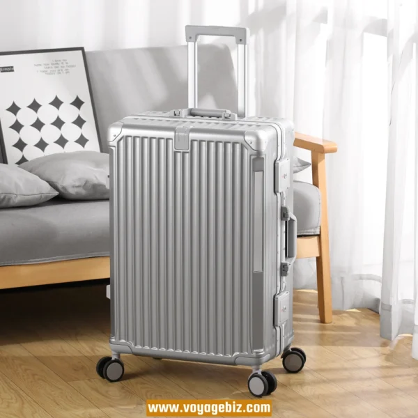 Wholesale&Custom  Aluminum Frame Trolley Suitcase ABS+PC | TSA Lock  | Charging Port & Phone Holder | Silent Wheels + Metal Corners | 20/24/26-inch Luggage  (4 Colors)PAHX2406 - Image 3